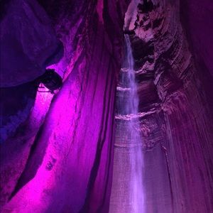 Meet your Posher, Makayla